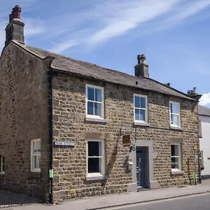 Garden House Bed & Breakfast