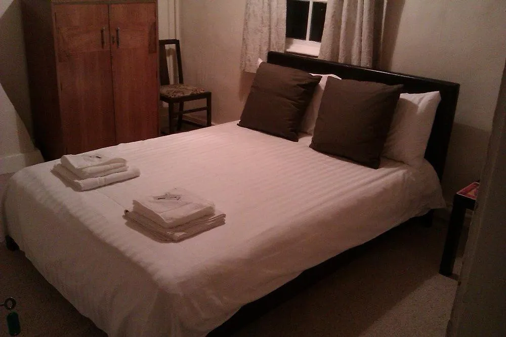 Providence Inn Allerston Guest house